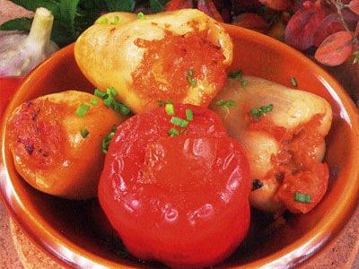 Перец, фаршированный овощами