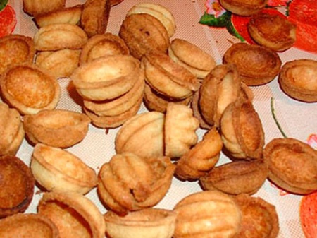 Печенье орешки в формочке